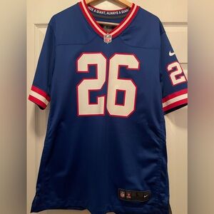 I’m selling a NikeColor Rush New York Giants Barkley Jersey. Excellent condition